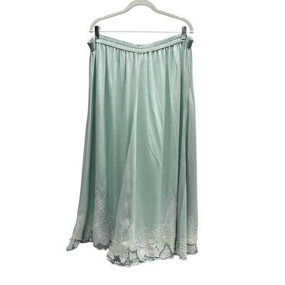 Light Green Embroidered Lacey 2 Piece Women’s Set Skirt And Blouse Plus Size 3X - Picture 4 of 15